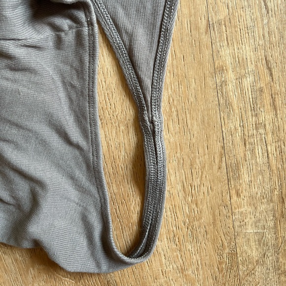 Aritzia Sunday Best ribbed bodysuit / size S / taupe - Picture 9 of 10